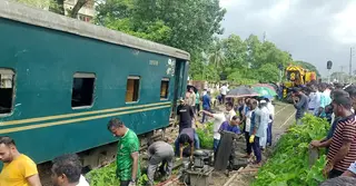 ঢাকা-ময়মনসিংহ রেলপথে লাইনচ্যুতির সাড়ে ৬ ঘণ্টা পর ট্রেন চলাচল স্বাভাবিক